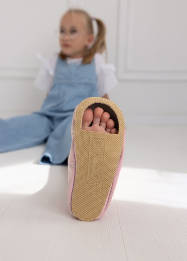 Usnjeni solski copati za vrtec barefoot rolly